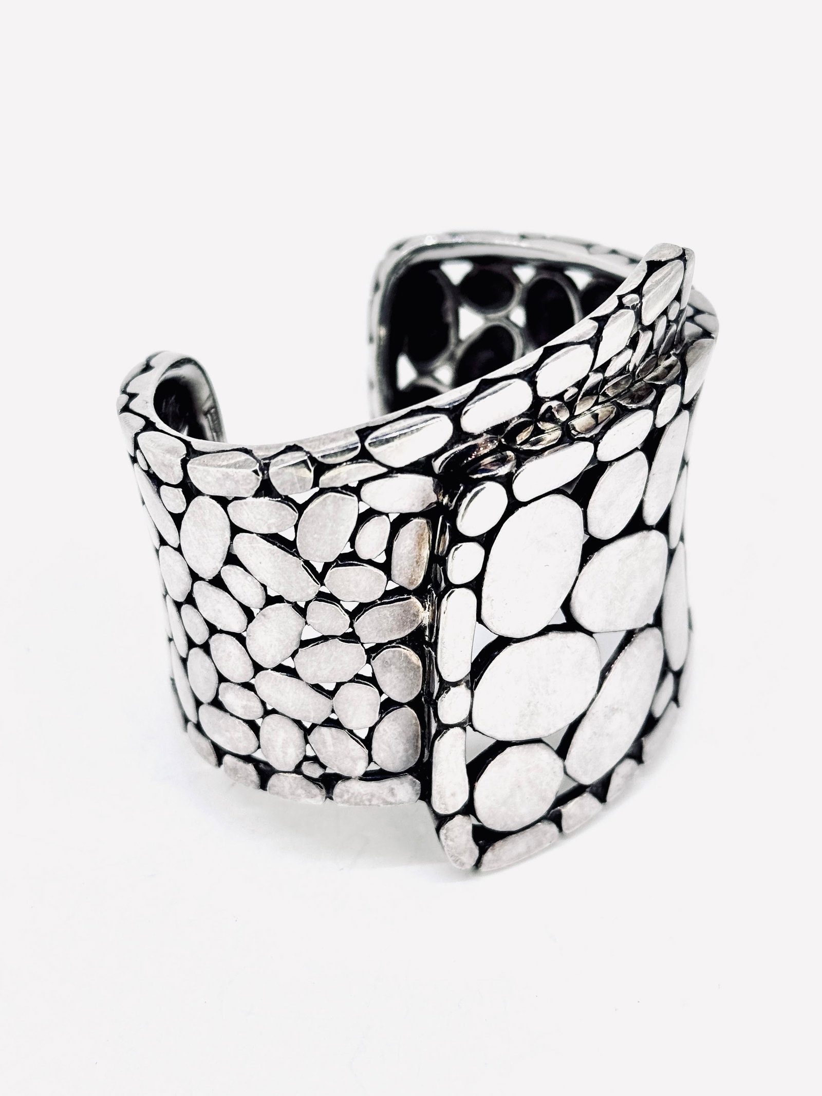 JOHN HARDY Kali Collection Sterling Silver Overlap Wide Cuff Bracelet (1 of 4)