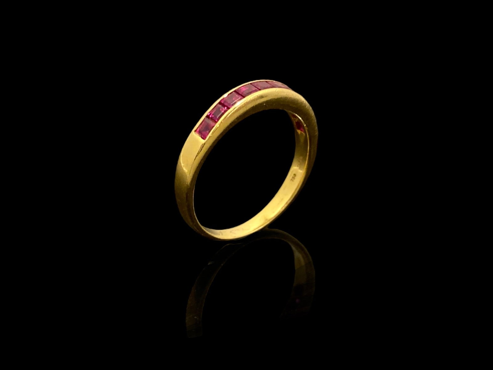 Tiffany & Co. 18K Yellow Gold Half Circle Ruby Wedding Band Ring: Condition: Like New Brand: Tiffany & Co. Material: 18K Yellow Gold GemStone: Ruby Width: 4 mm Size: 7 Weight: 3.2 grams