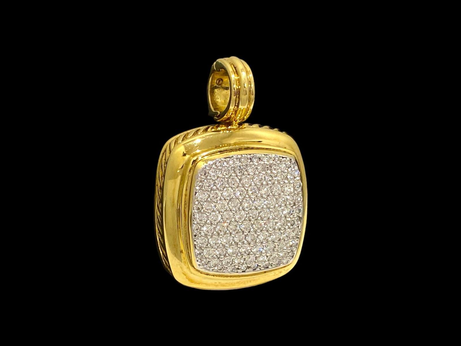 David Yurman 18K Yellow Gold Pave Diamonds Albion Large Enhancer Pendant: Condition: Excellent Brand: David Yurman Metal: 18K Yellow Gold GemStone: Diamonds Hallmarks: DY 750 Height: 38 mm Width: 27 mm Total Weight: 26.6 grams