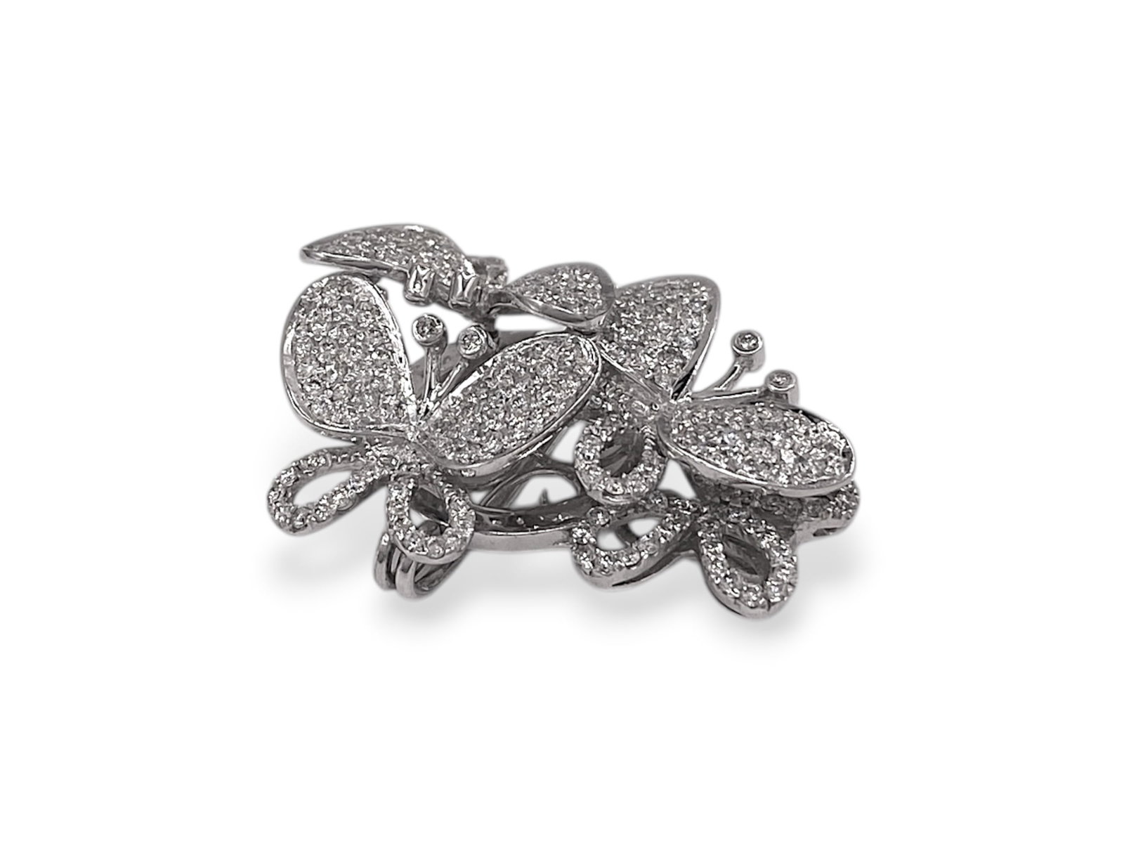 Classic Butterfly Triple Pave Diamond Pin Brooch in 14k White Gold: Item: Pin Brooch. Brand: Unbranded. Metal: 14K Rose Gold. Total weight: 8.4 grams. Stone: Brilliant Round-cut Diamonds. Diamond Count: 192 stones Total Carat Weight: 4.5TCW. Clarity and Color: SI1 SI2