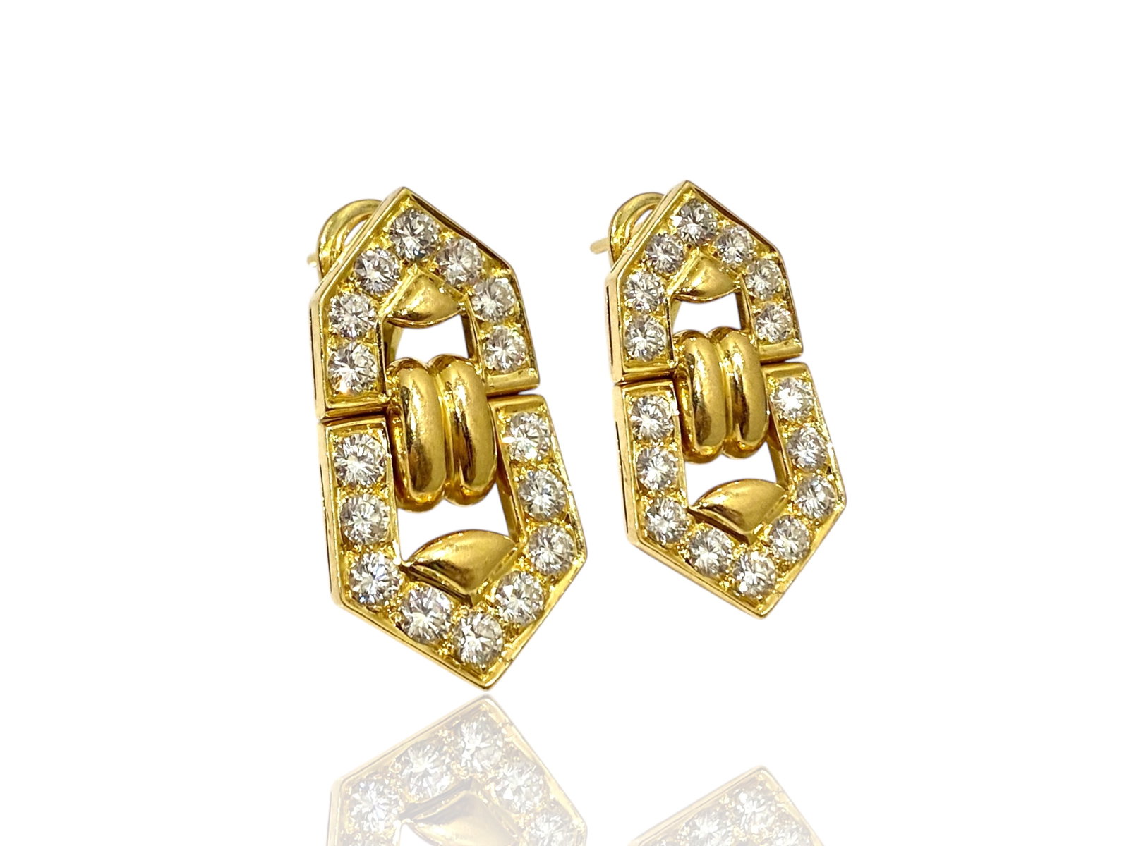 BULGARI 1980s Natural Diamond 18 Karat Yellow Gold Drop Earrings: Condition: Good. Brand: BULGARI Metal: 18k Yellow Gold GemStone: Round Brilliant -cut Diamond. Diamond Count: 32 Round-cut Diamonds. Weight: 25.6 grams