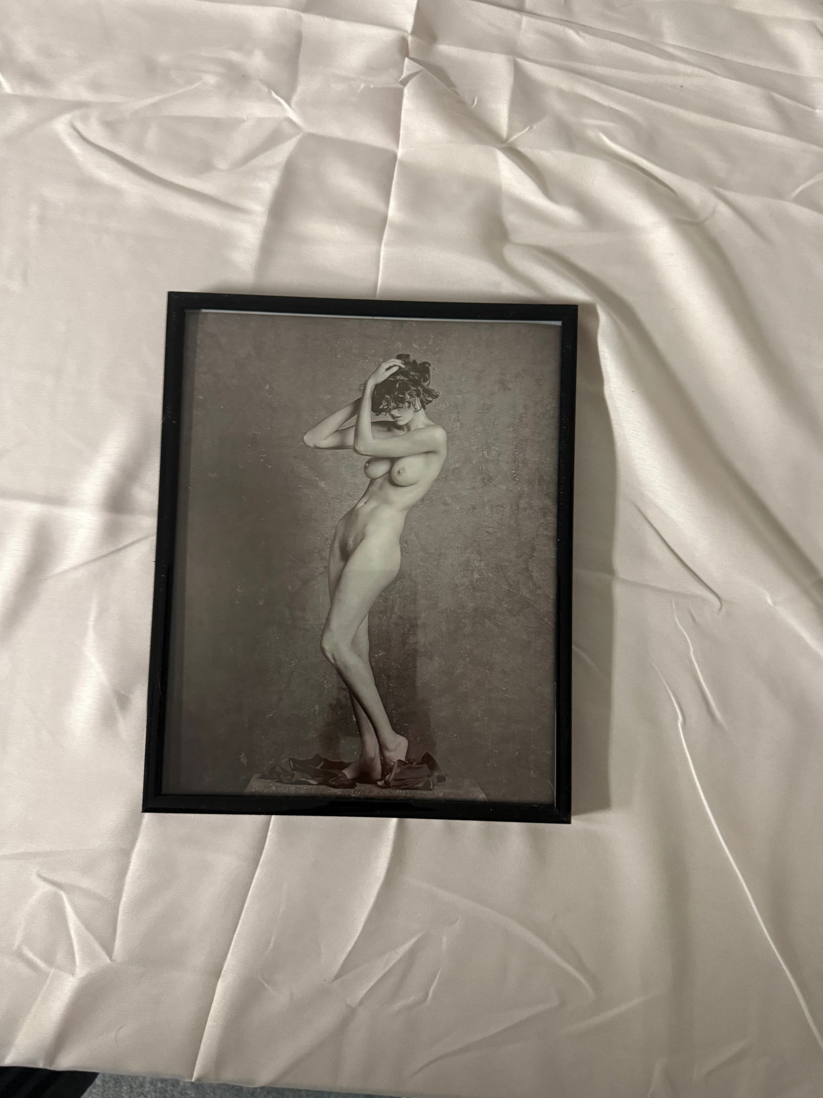 Best nude contemporary Photography: Best nude contemporary Photography, measures 8x10.