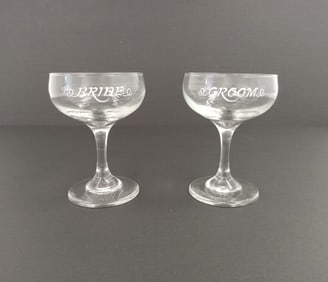 Bride and Groom Glassware set of 2