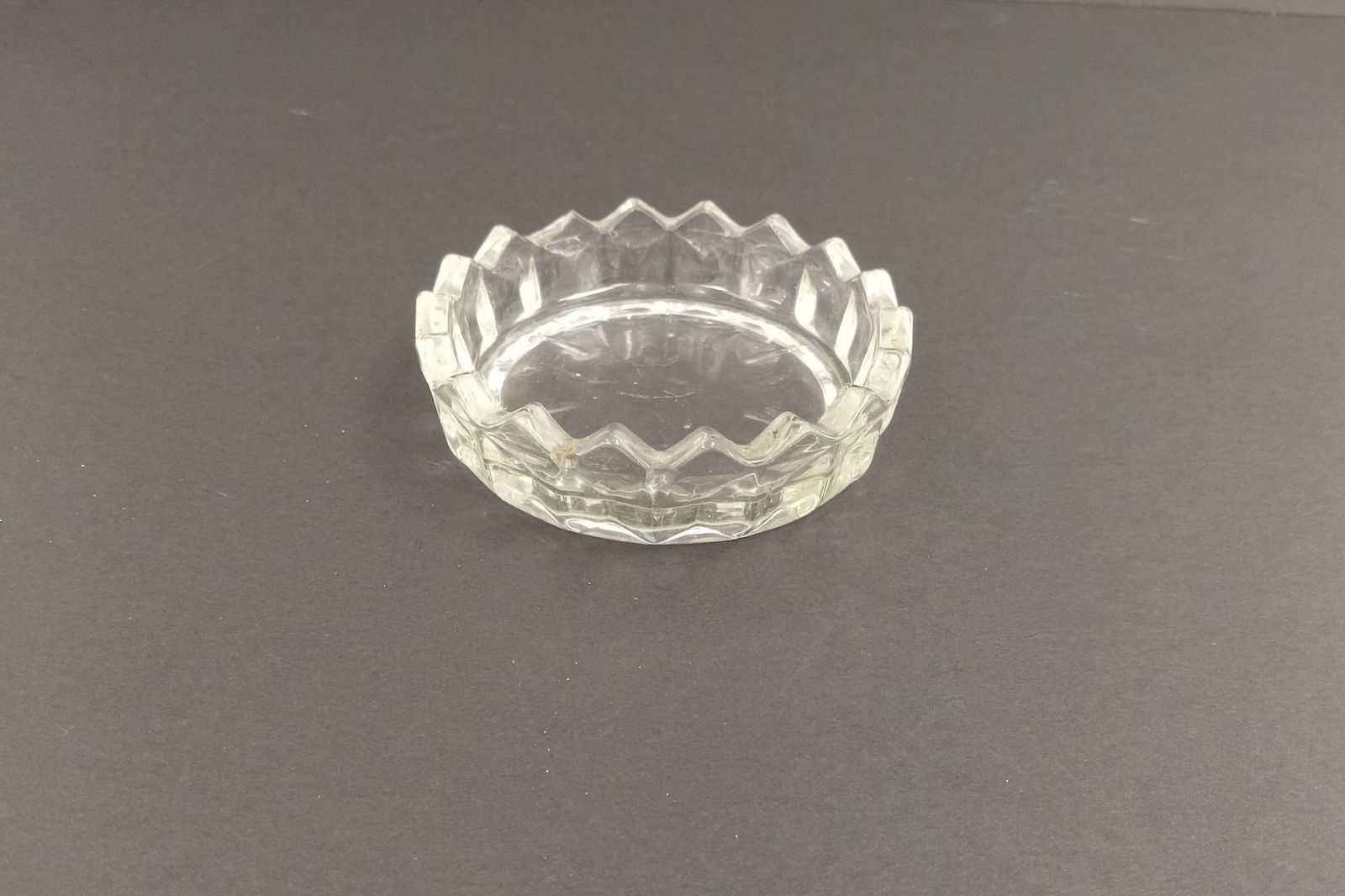 Small Crystal Ash Tray (1 of 1)