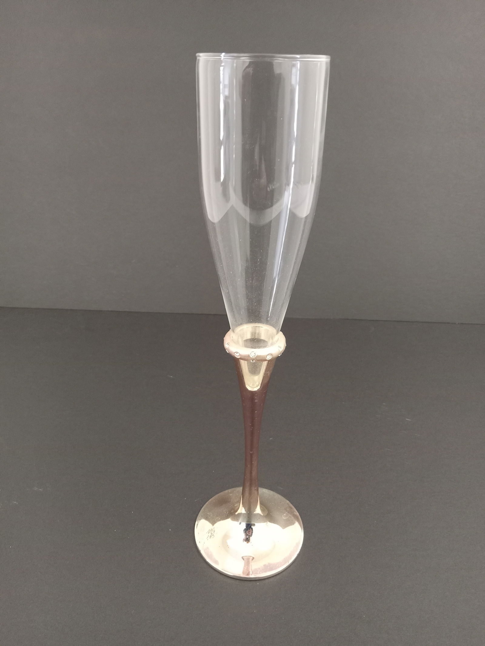 Lenox Champagne Flute Vintage (1): 1 Lenox Champagne flute rose gold stem.