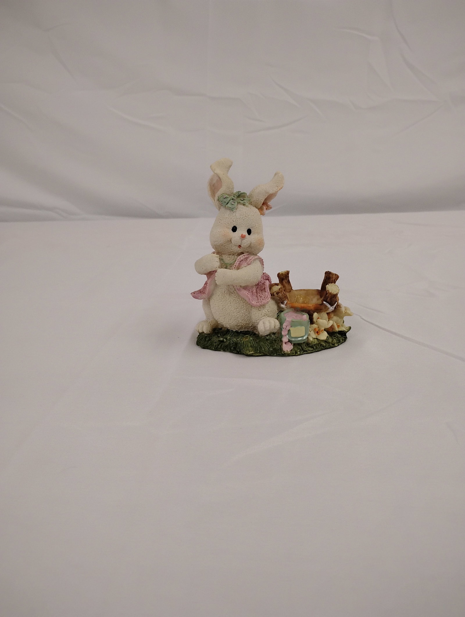 CERAMIC EASTER DISPLAY - 2