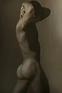 Ken Haak " Rear, Nude " Print: Ken Haak " Rear, Nude " Print. Photoprint on kodak photopaper, framed, Measures 8 x 10 inches. These are part of the estate sale and we do not have a COA. All lots offered in our auctions are sold