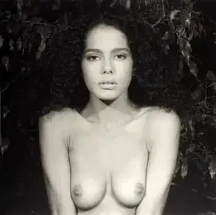 Robert Mapplethorpe - Maybelle, 1981.: Robert Mapplethorpe - Maybelle, 1981 Photo print. Photoprint on kodak photopaper, framed, Measures 8 x 10 inches These are part of the estate sale and we do not have a COA. All lots offered in our auc
