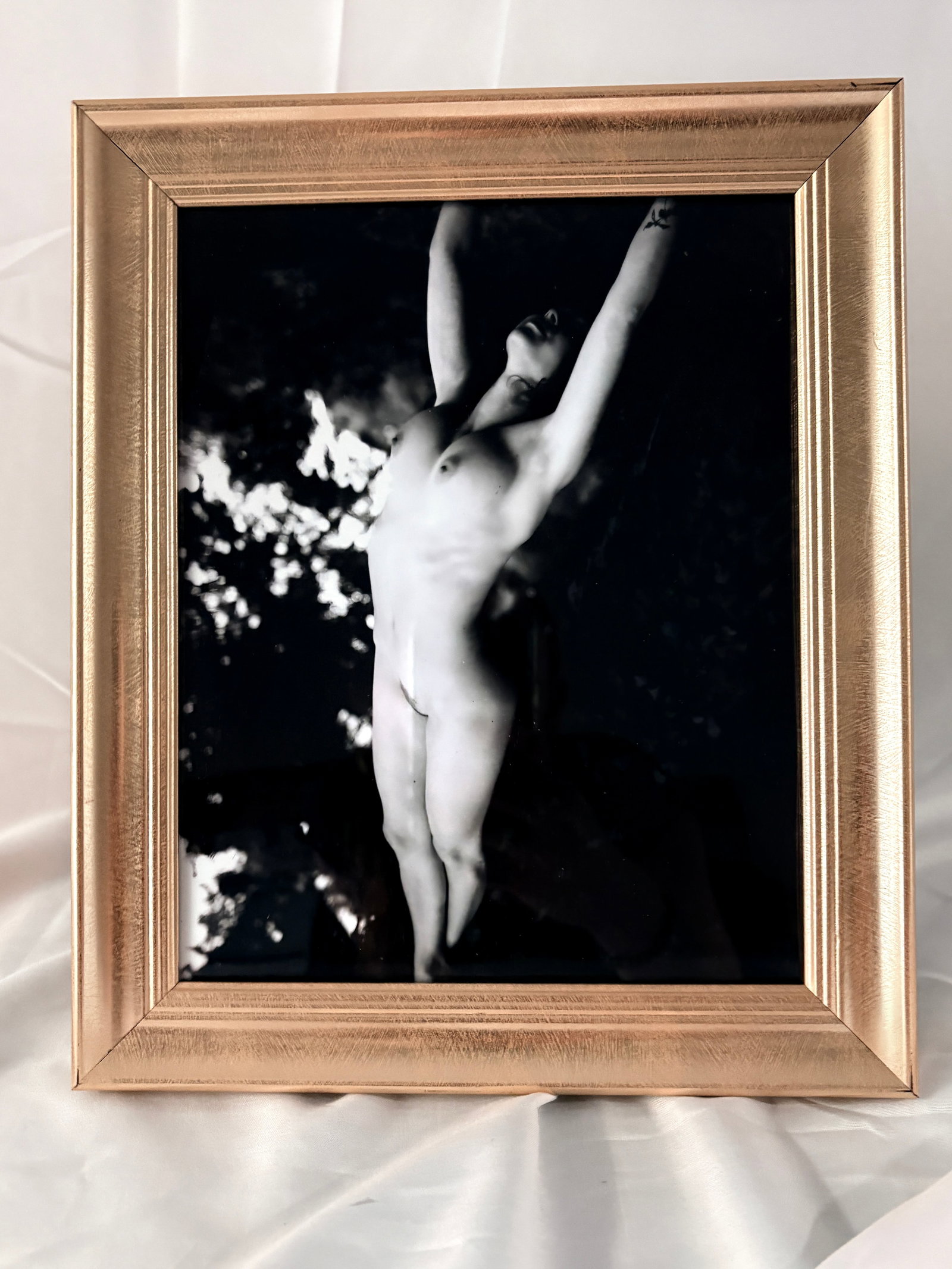 Pascal Baetens, Tasteful Nudes: Pascal Baetens, Tasteful Nudes, Photo print, measures 8 X 10 in.These are part of the estate sale and we do not have a COA. All lots offered in our auctions are sold strictly on an "AS IS" basis. Any