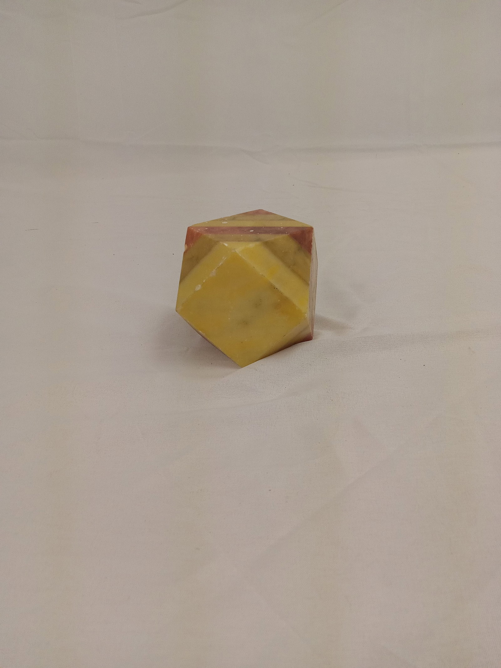 Multi Colored Quartz Cube: Multi Colored Quartz Cube These are part of the estate sale and we do not have a COA. All lots offered in our auctions are sold strictly on an "AS IS" basis. Any descriptions regarding an item’s con