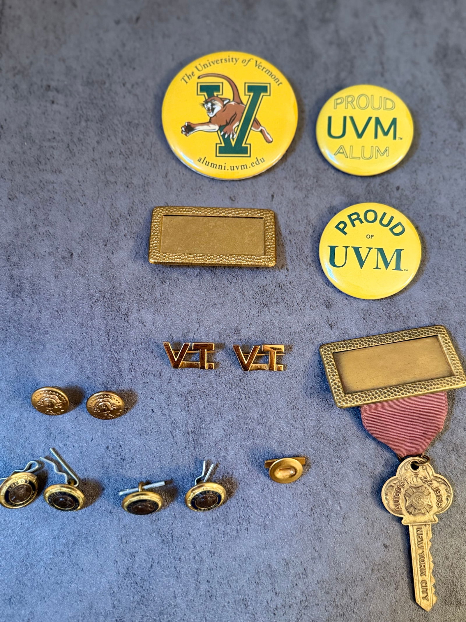 Vintage Style American Commemorative Pins, Medals & Cufflinks Group (1 of 3)