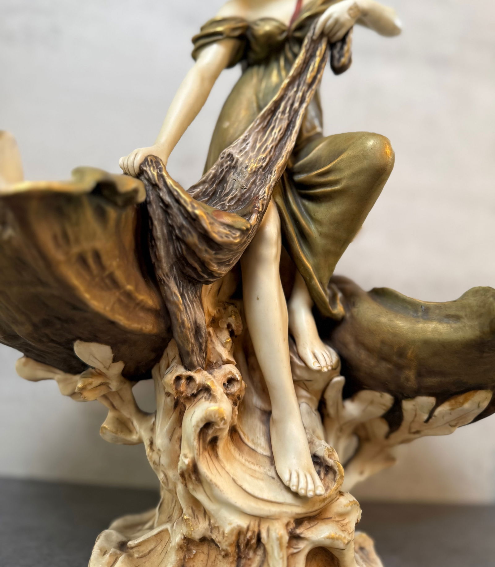 Royal Dux Bohemia Art Nouveau Porcelain Figural Centerpiece, Late 19th/Early 20th Century - 2