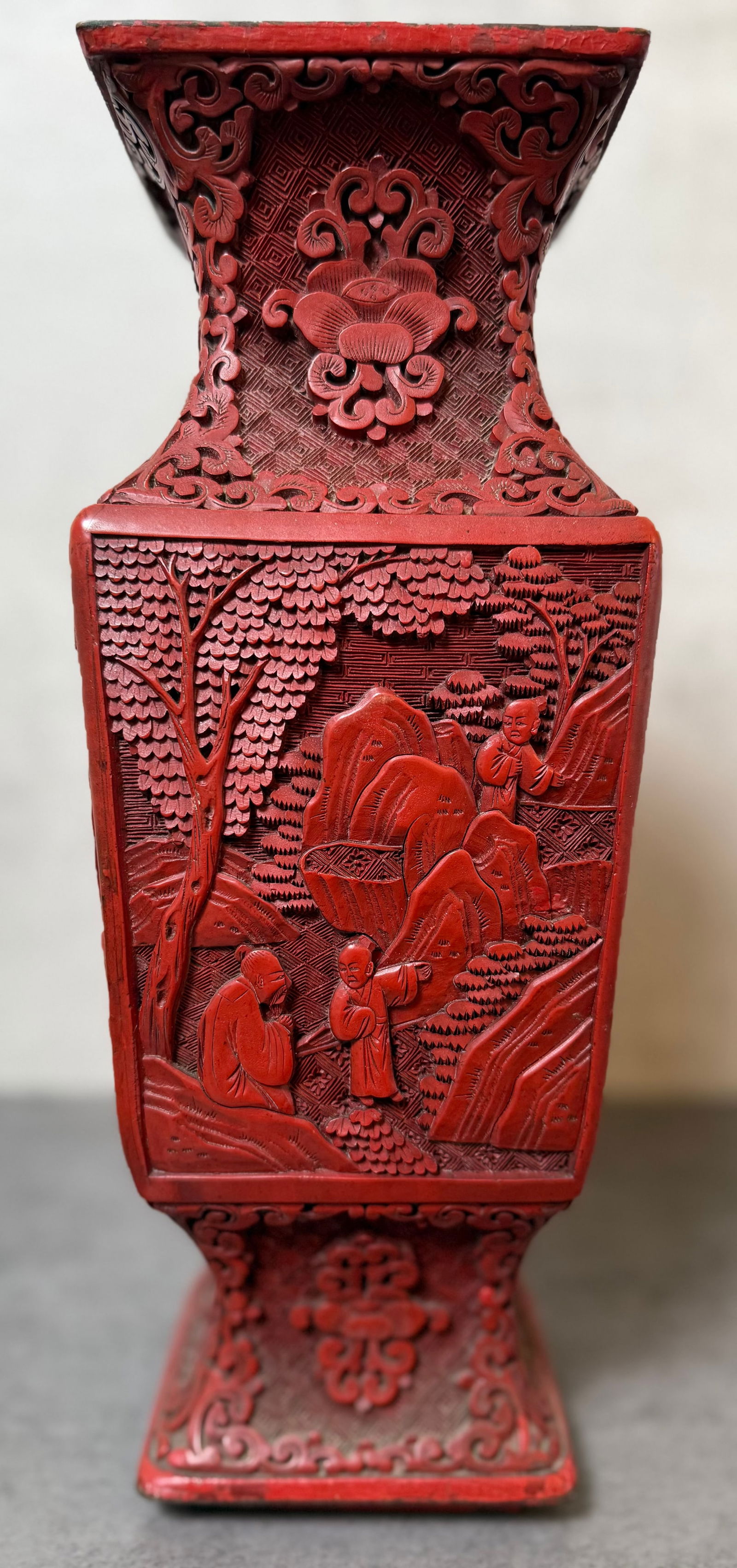 Chinese Carved Red Lacquer Vase with Figural Landscape Panels, Late Qing – Early 20th Century - 3