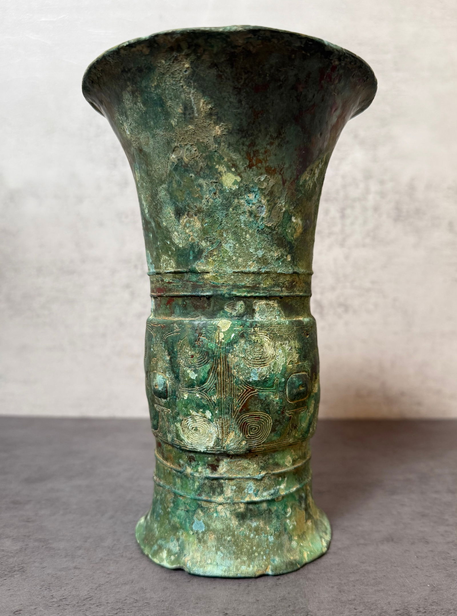 Chinese Archaistic Bronze Ritual Gu Vase - 2