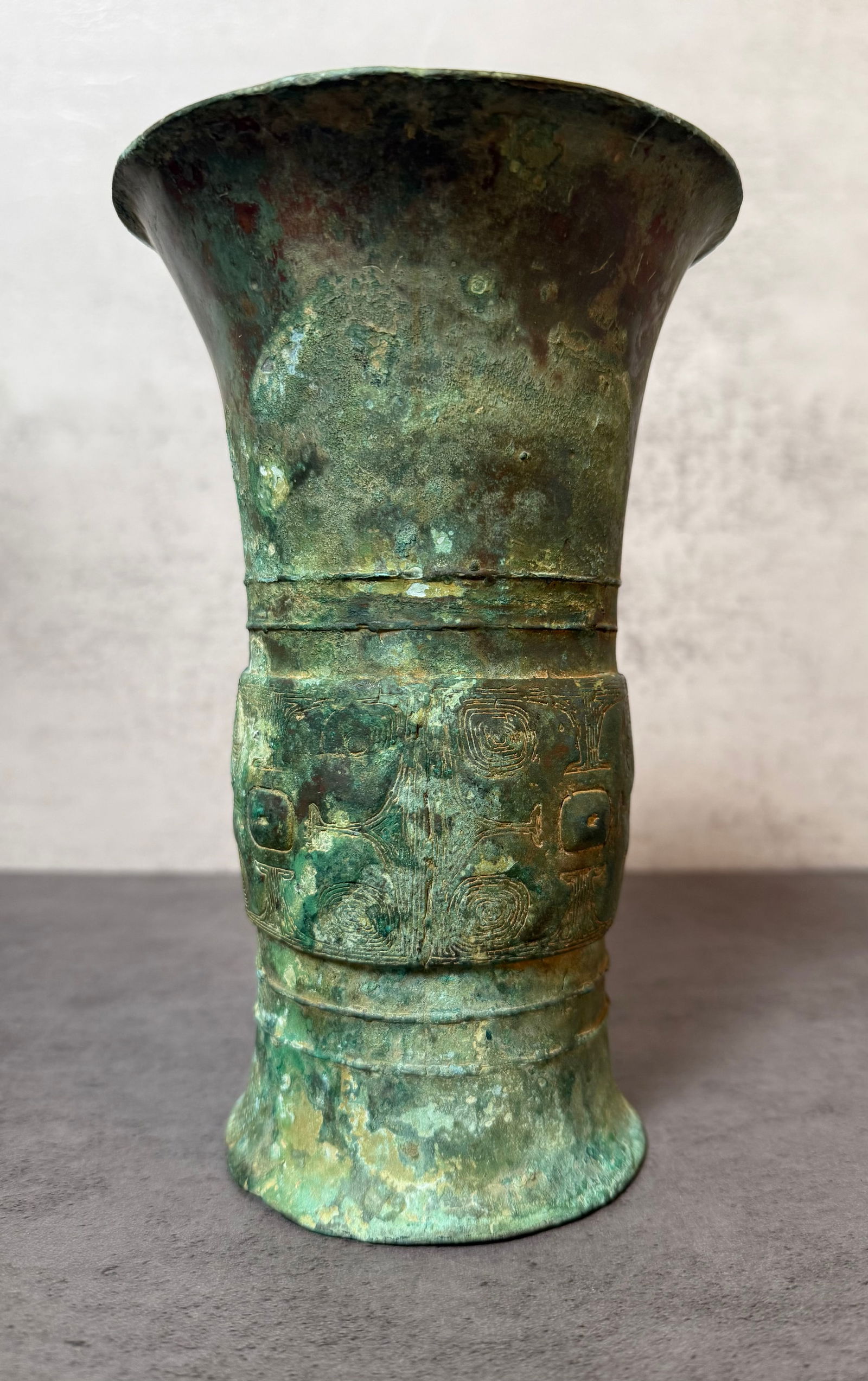 Chinese Archaistic Bronze Ritual Gu Vase - 3