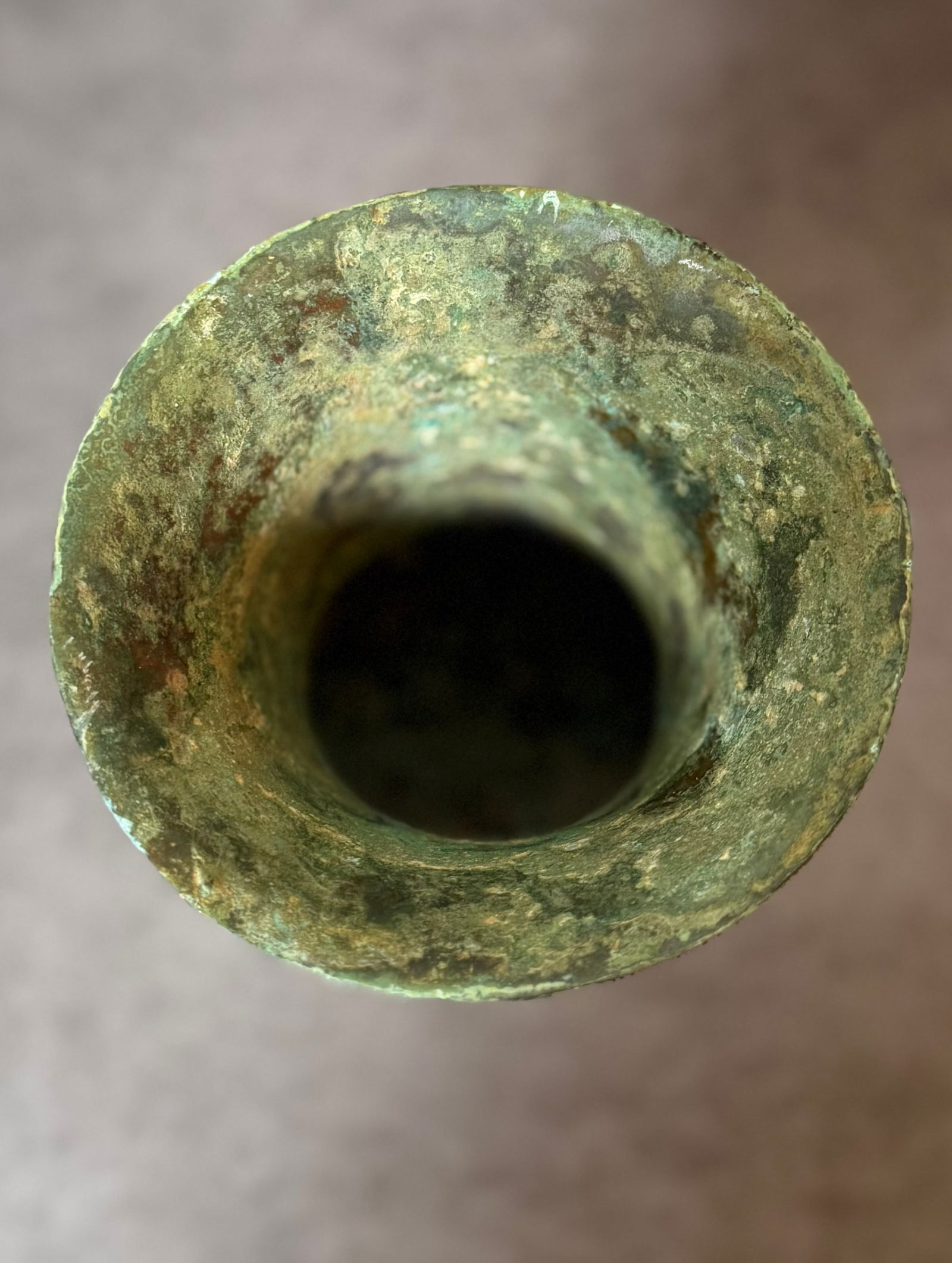 Chinese Archaistic Bronze Ritual Gu Vase - 4