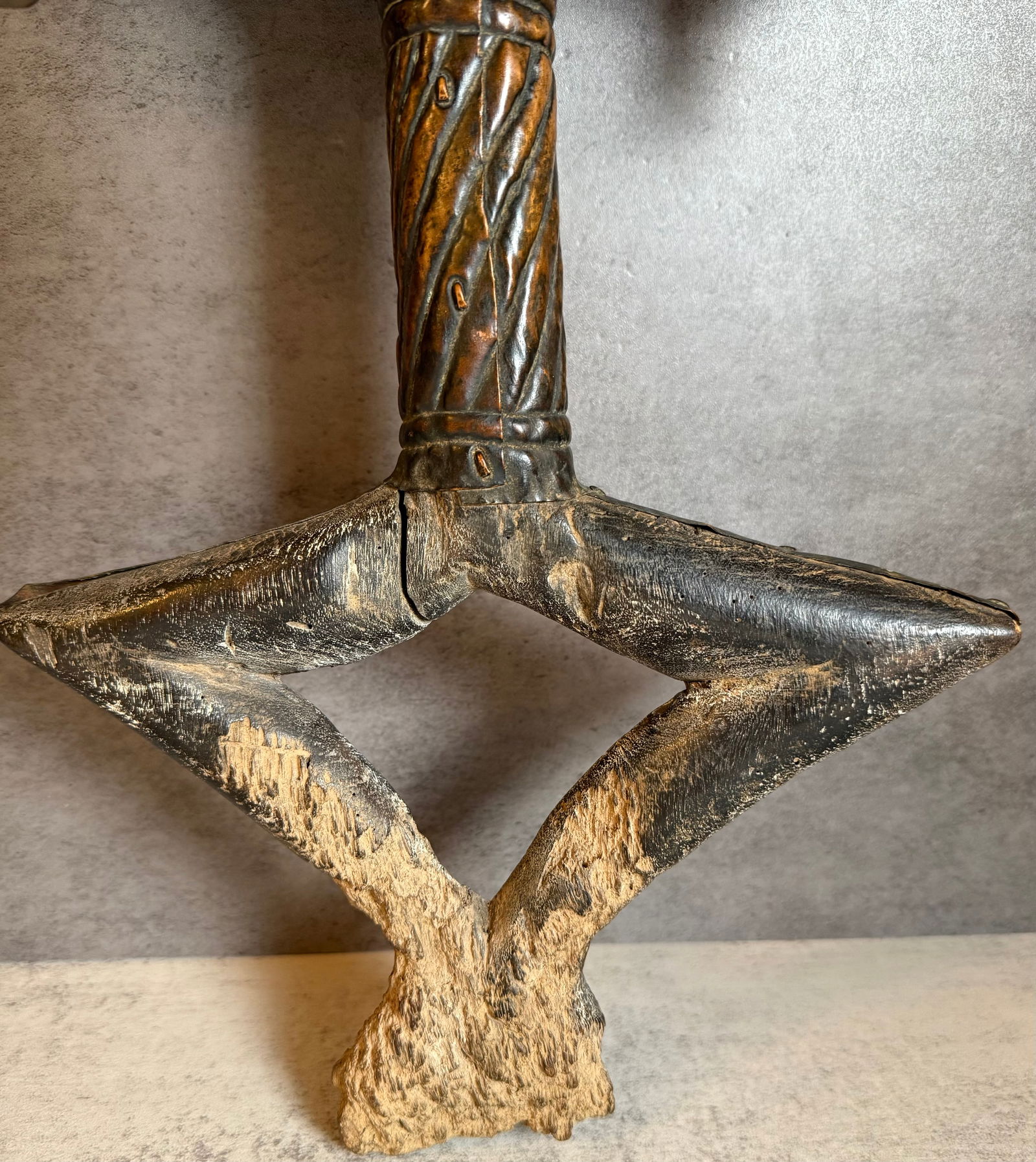 Antique African Kota Reliquary Figure (Mbulu Ngulu) Sculpture on Stand - 4