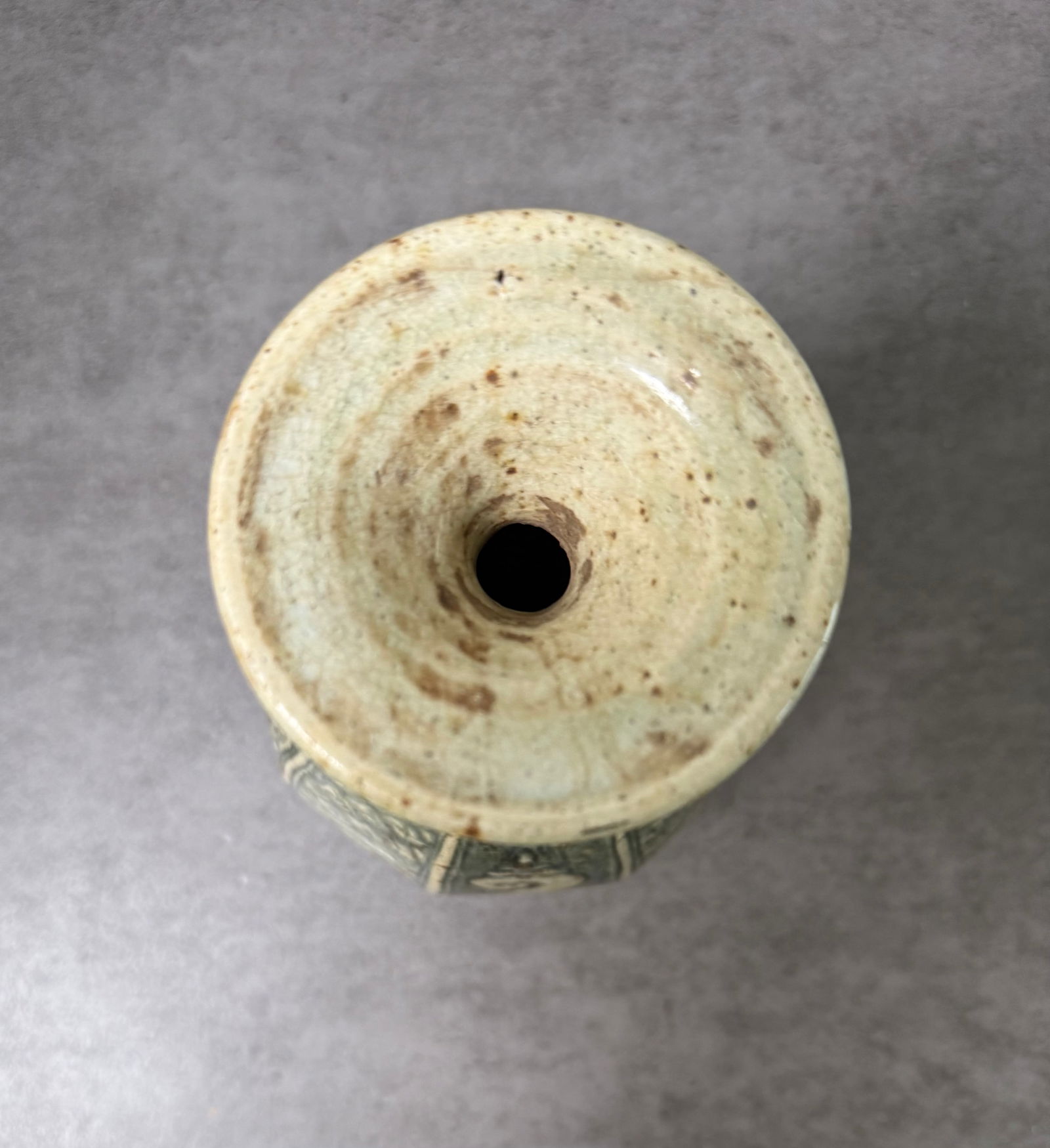 Asian Green Glazed Pottery Vase with Incised Decoration - 3