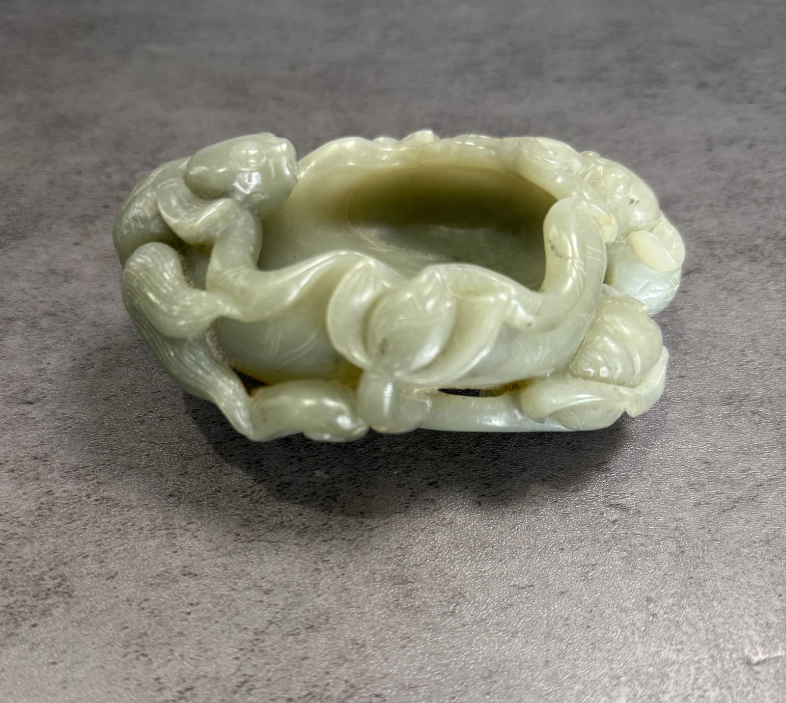 Chinese Carved Jade Brush Washer with Fish and Lotus Motif - 4