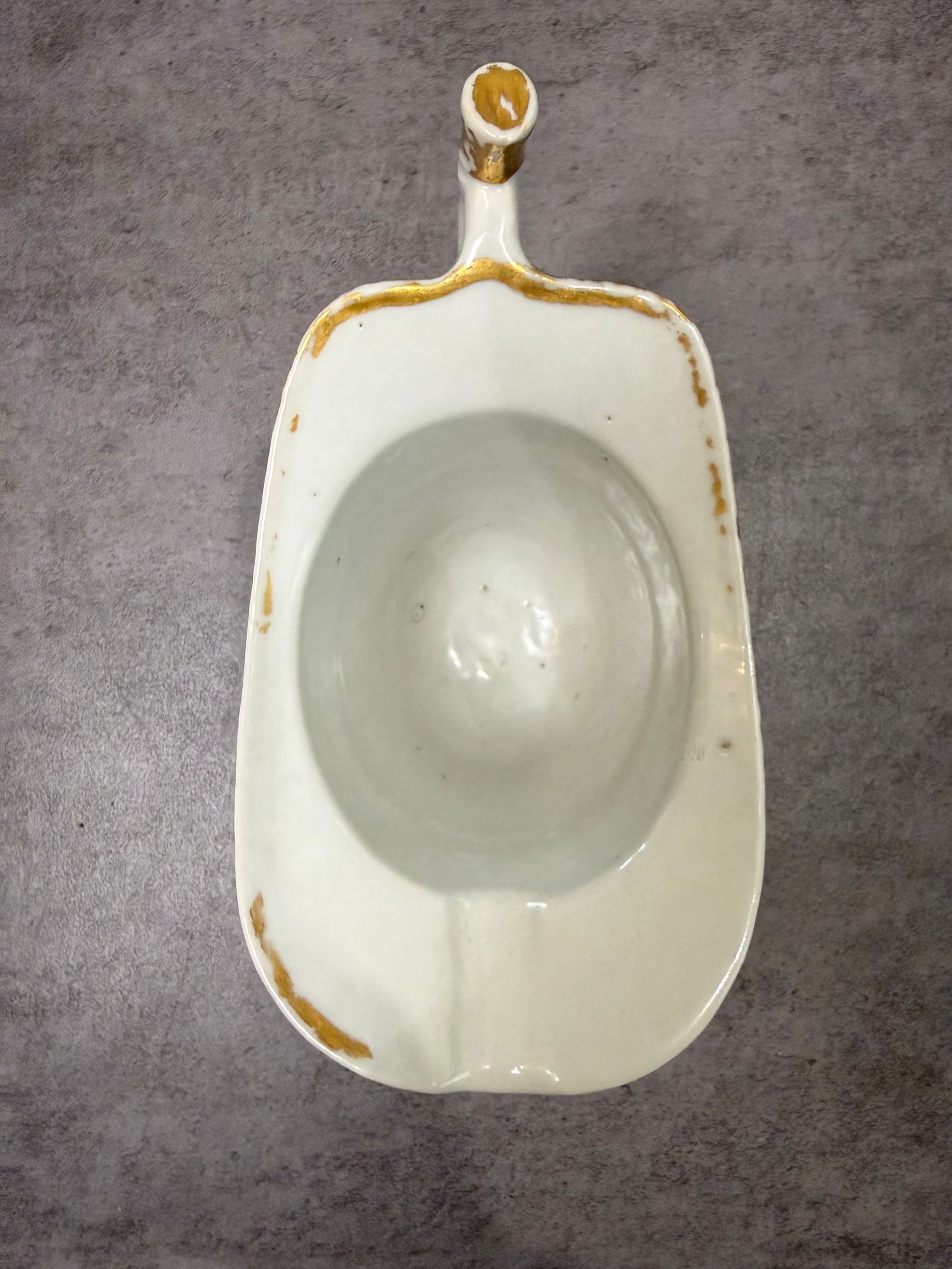 Chinese Export Style Armorial Porcelain Teapot and Creamer - 5