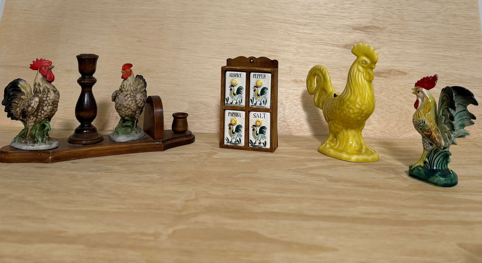 Charming Vintage Rooster Themed Decorative Group, Ceramic Figurines & Spice Cabinet: A delightful vintage grouping centered around a classic rooster motif, featuring multiple ceramic rooster figurines along with a wooden spice cabinet labeled “Allspice,” “Pepper,”