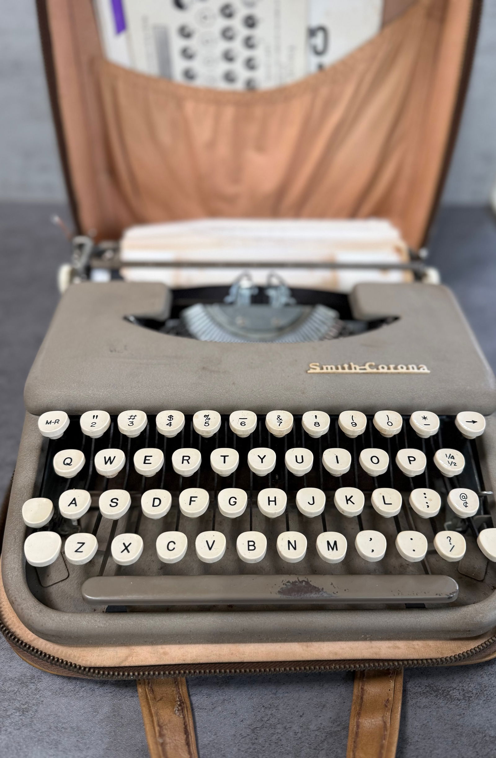 Vintage Smith-Corona Portable Typewriter with Case, Mid Century Manual Typewriter - 2