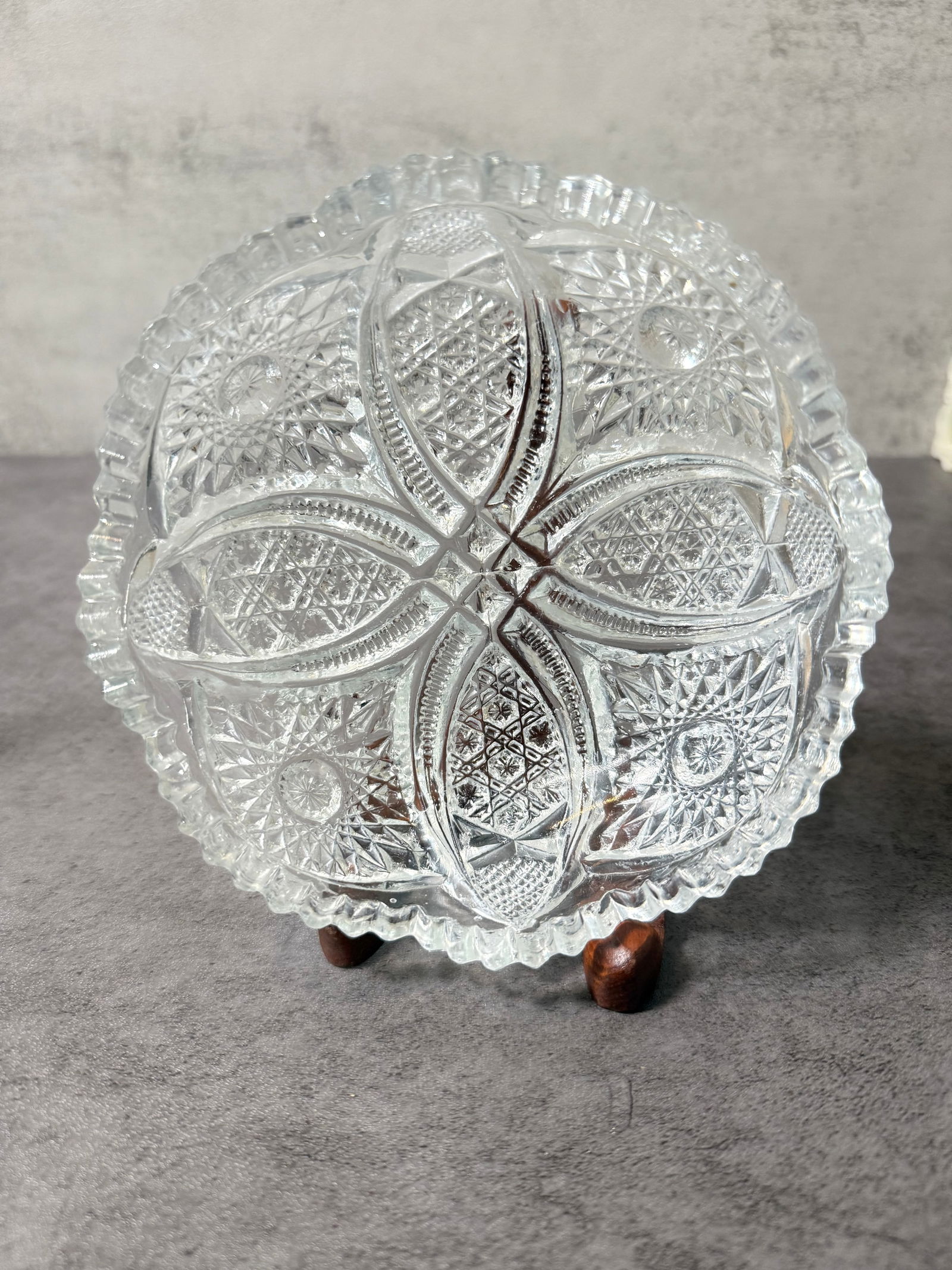 Vintage Pressed Glass Serving Set, Bowls & Handled Dish, Cut Style Pattern (3 pcs) - 2