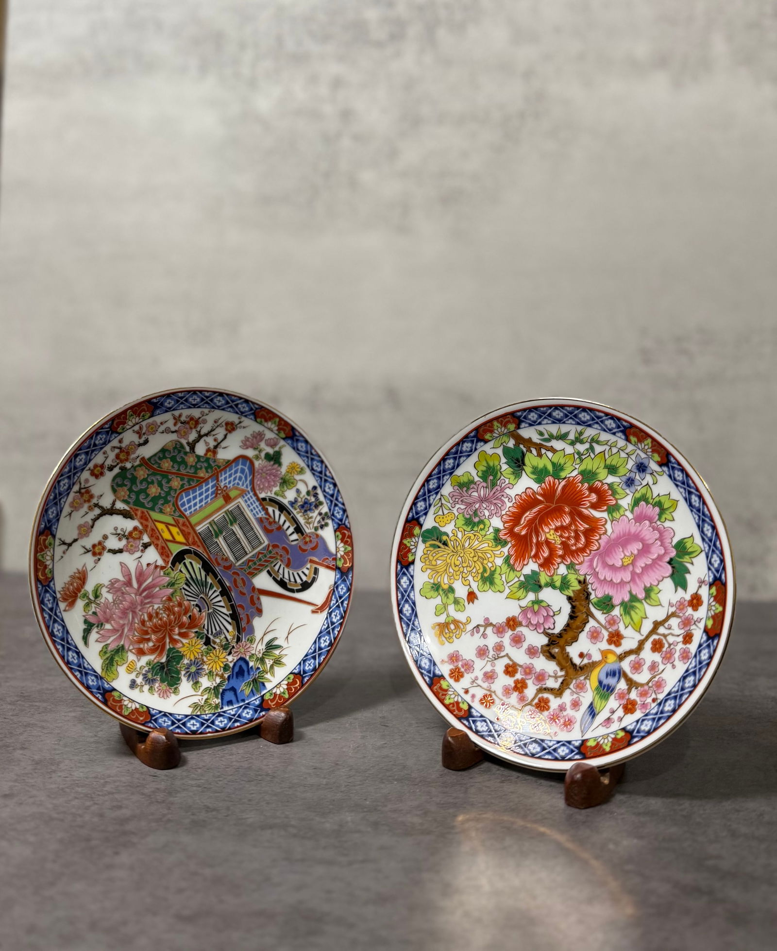Japanese Imari Porcelain Plate Set 4 Peacock Floral + Okinawa Souvenir Scroll - 2
