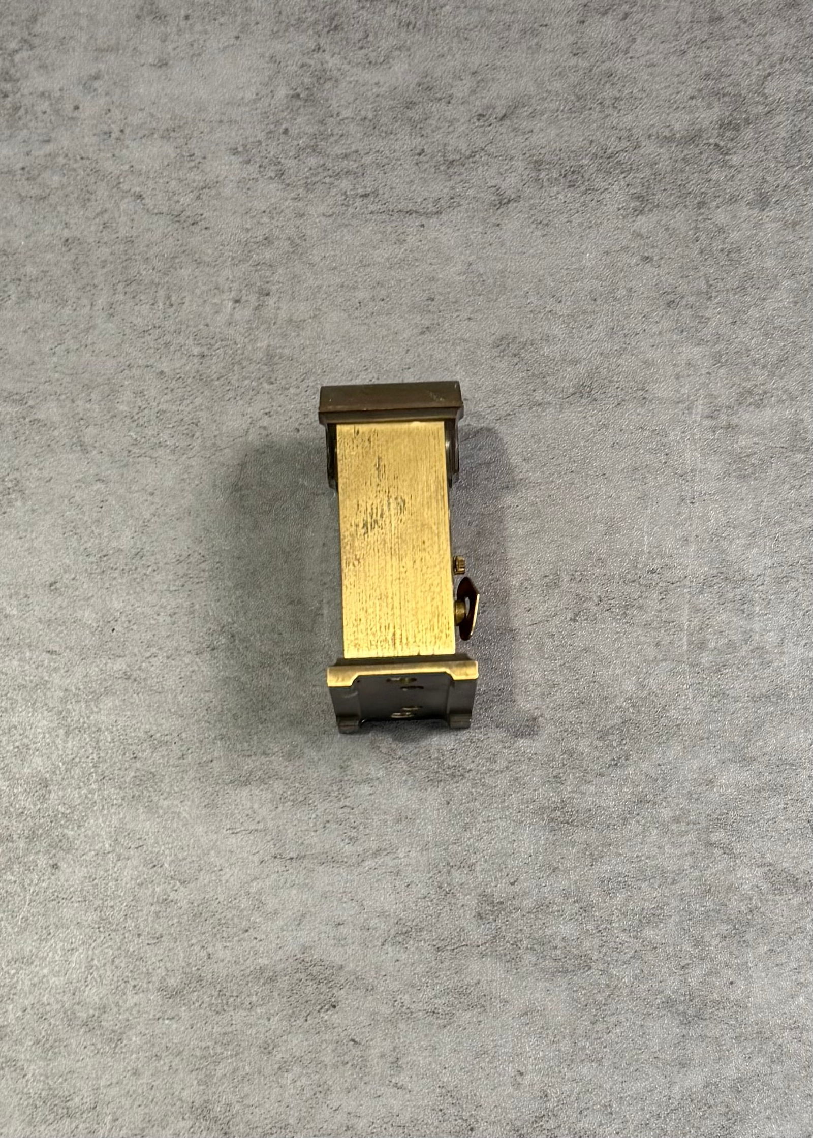 Swiza Swiss Style Brass Desk Clock – Elegant Ornate Decorative Timepiece - 4