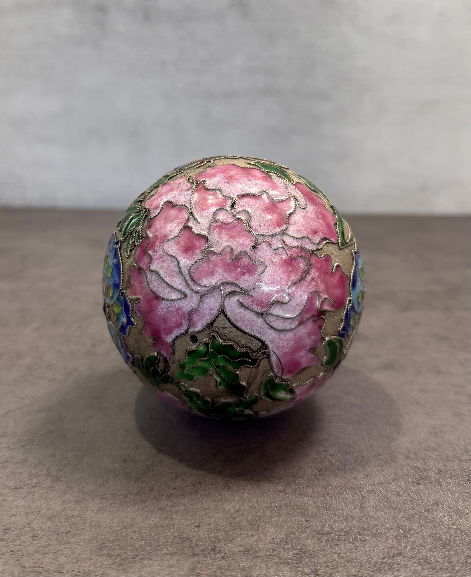 Chinese Cloisonné Enamel Ornament Ball – Floral & Butterfly Decorative Hanging Piece - 3
