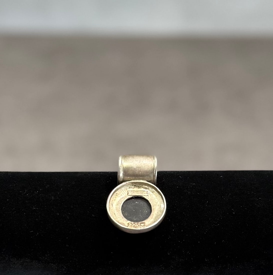 Vintage Sterling Silver Pendant with Black Cabochon Stone – Marcasite Style Jewelry - 2