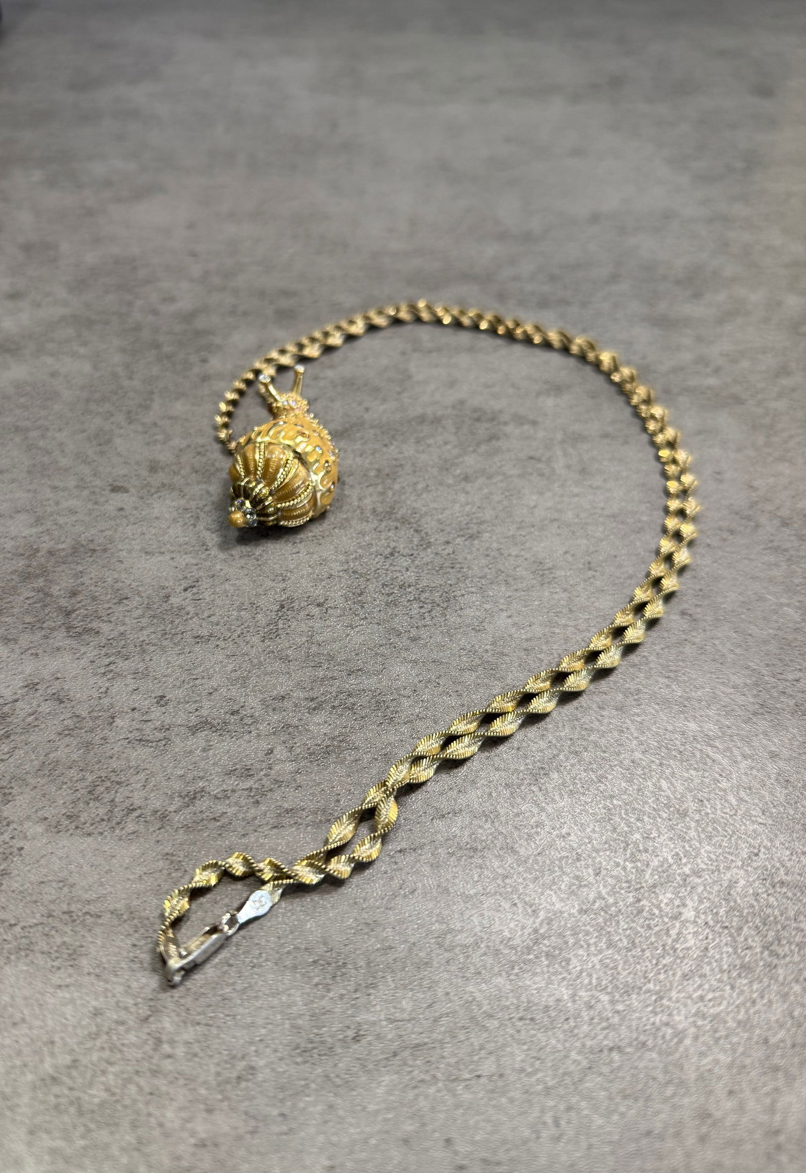 Vintage Silver Chain Necklace with Gold Tone Snail Pendant – Rhinestone Animal Charm Jewelry - 2