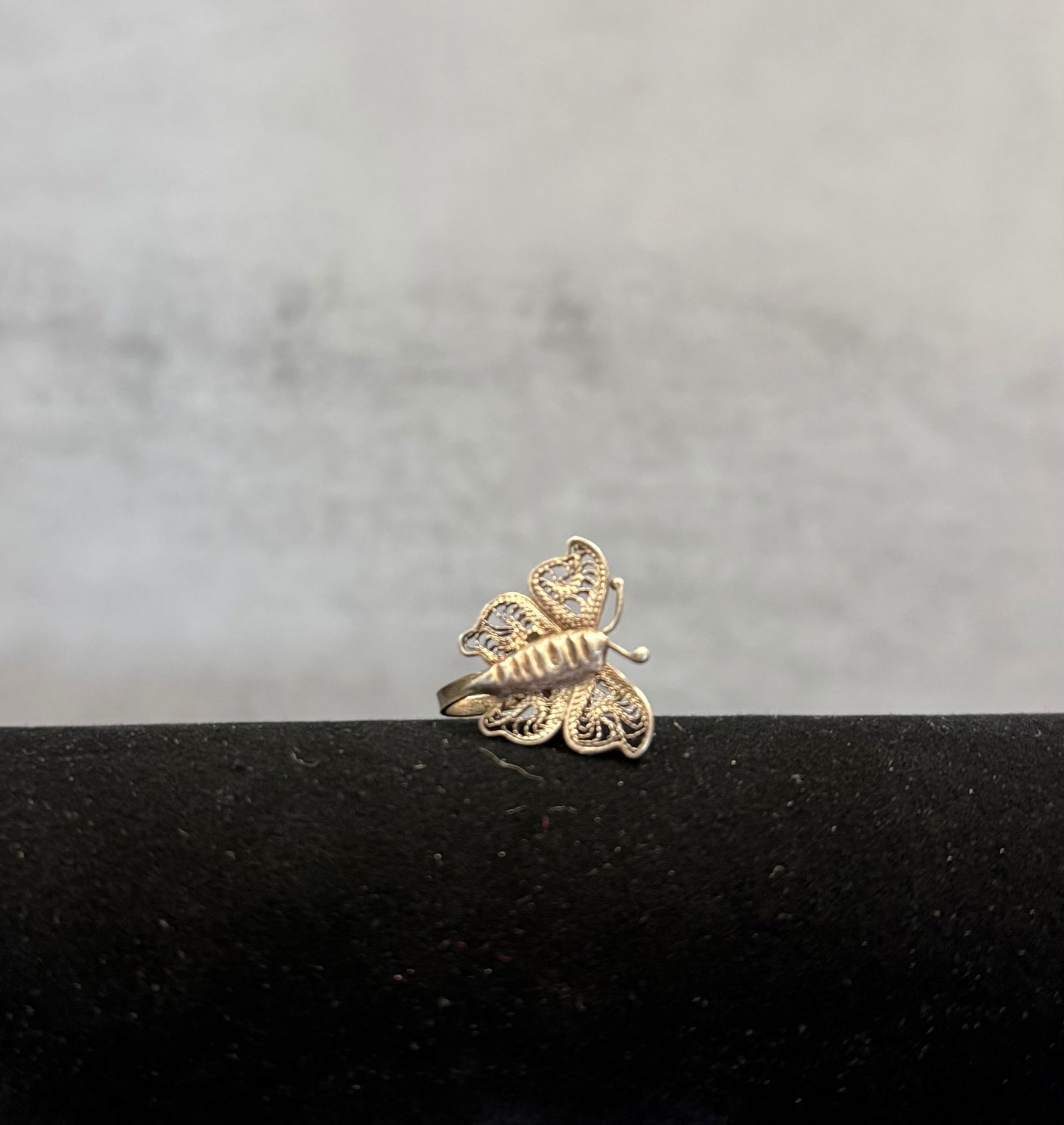 Vintage Sterling Silver Filigree Butterfly Screw Back Earrings – Delicate Openwork Design - 2