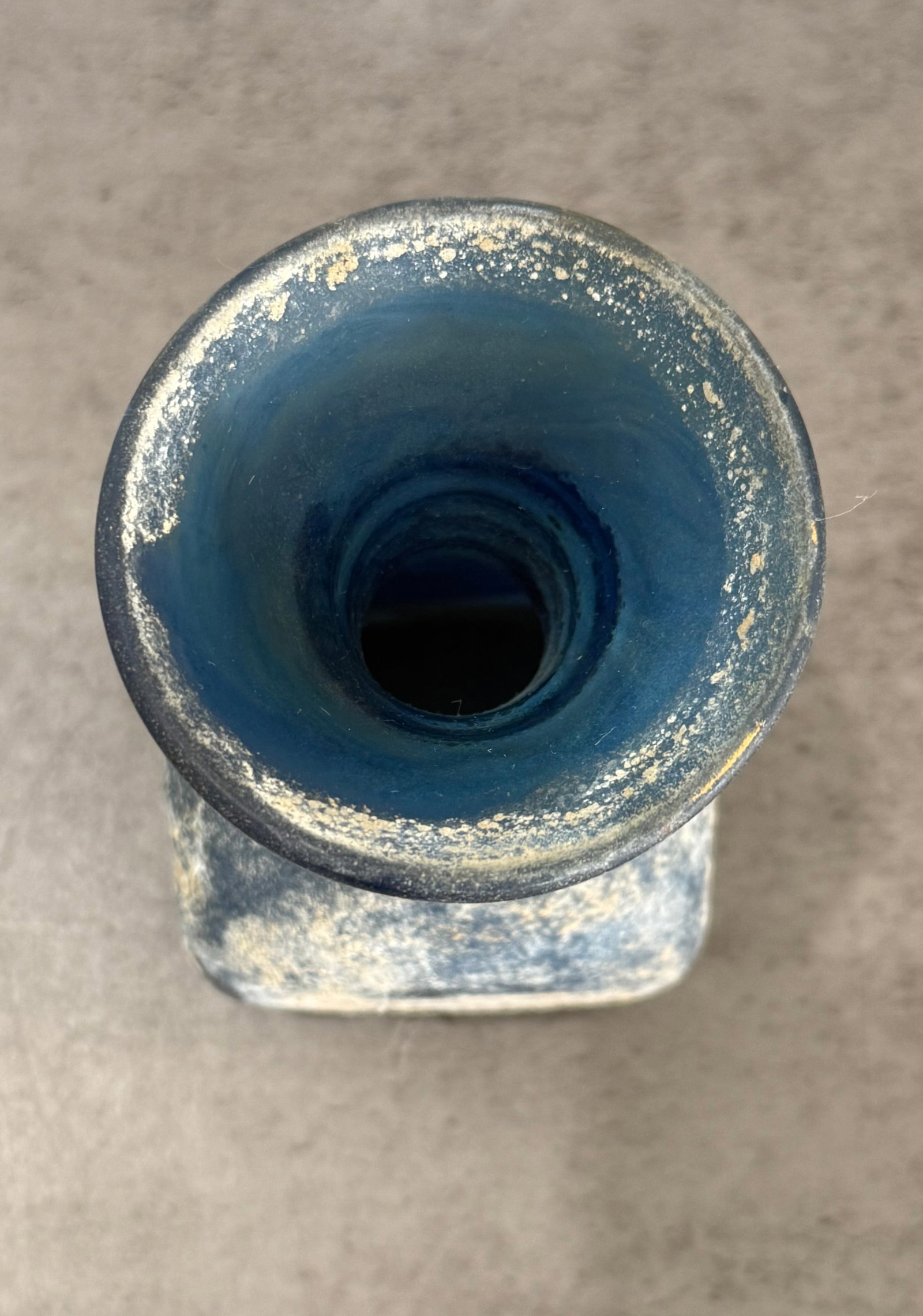 Rare Antique Cobalt Blue Art Glass Vase - 2