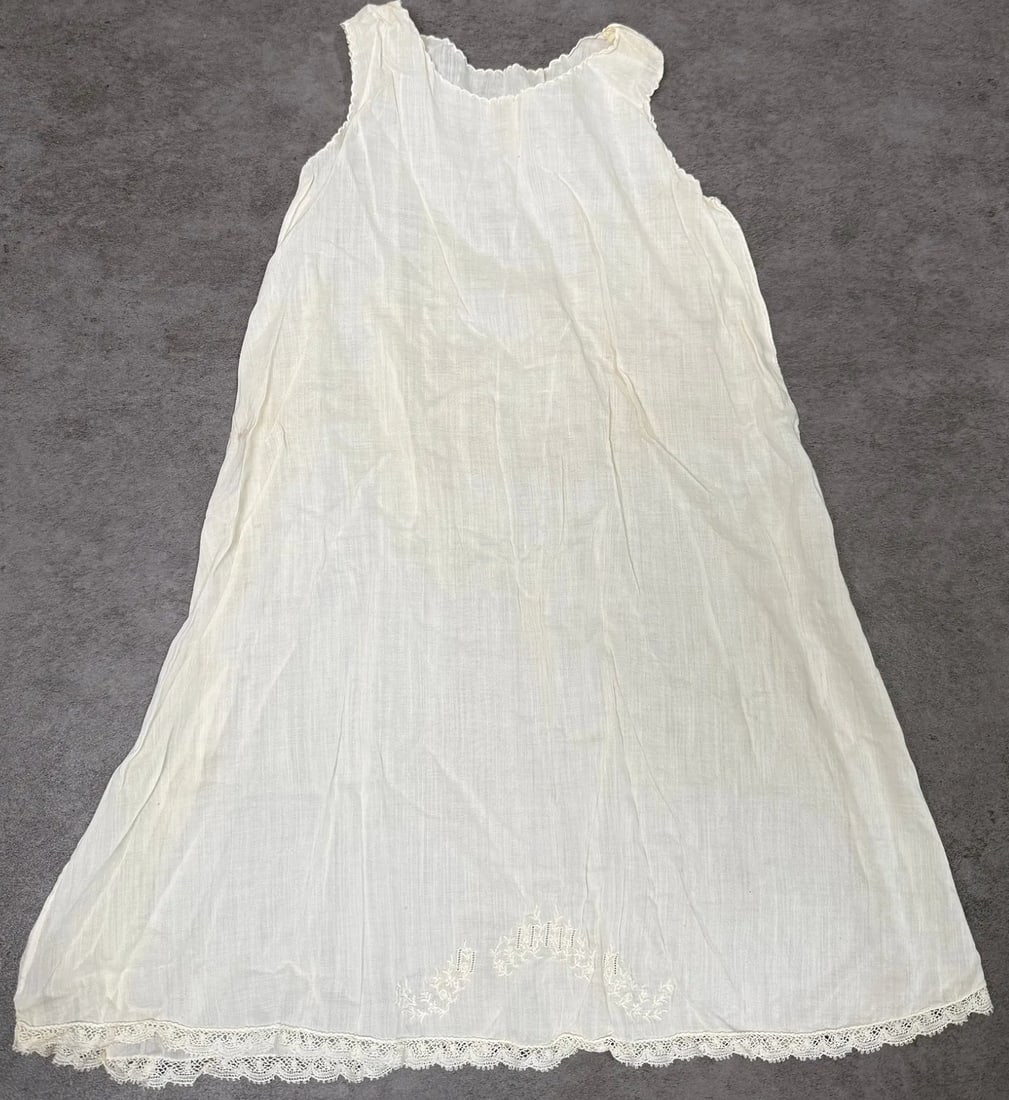 Group of Antique Victorian & Edwardian Child’s Cotton and Silk Night Garments 5+ pieces - 2