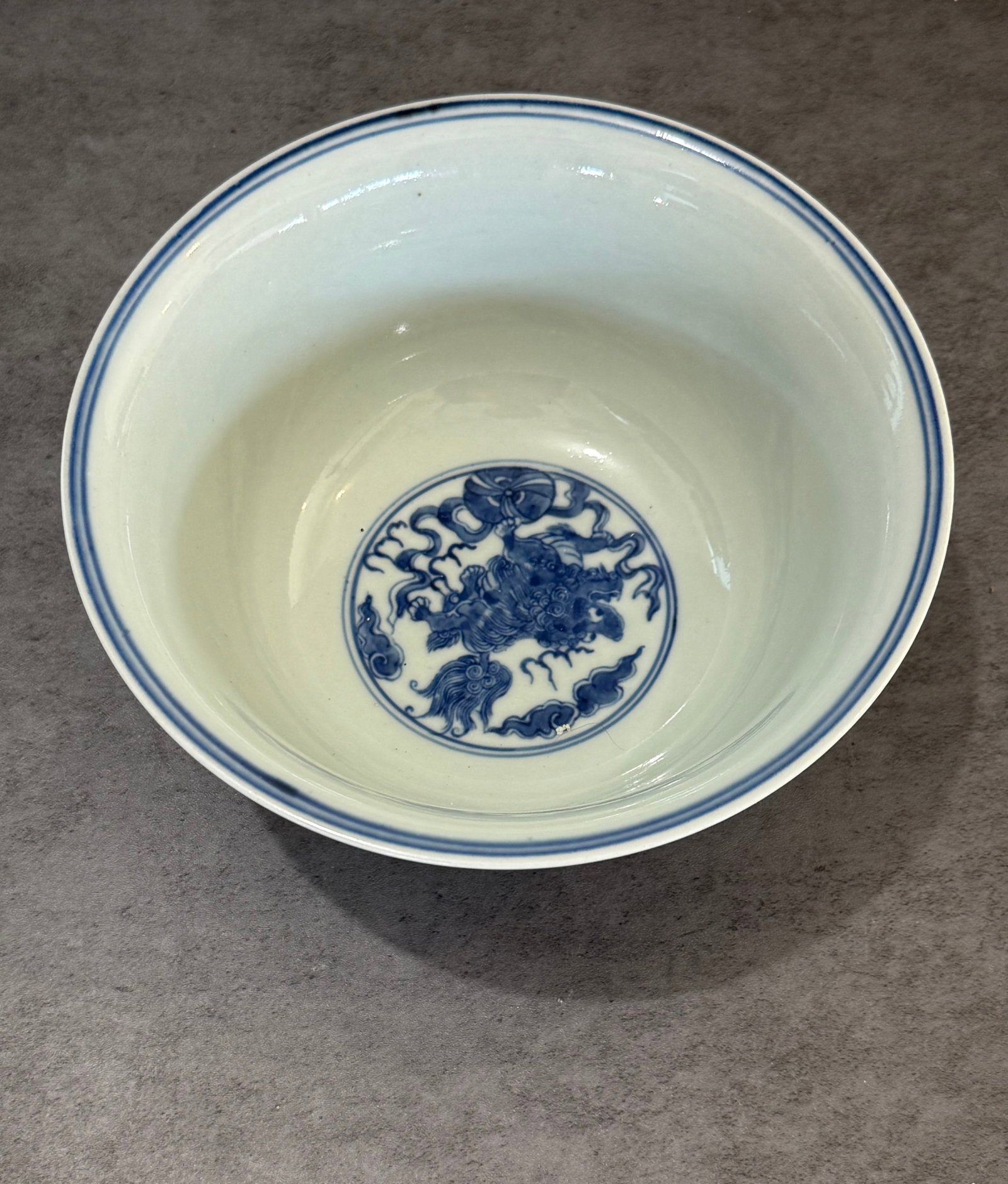 Chinese Blue and White Porcelain Bowl with Mythical Beast Decoration - 2
