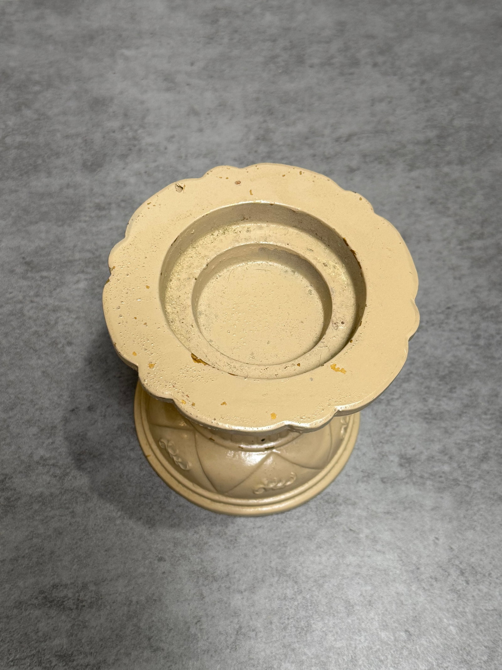 Vintage Distressed Metal Pedestal Candle Holder Farmhouse Decor - 2