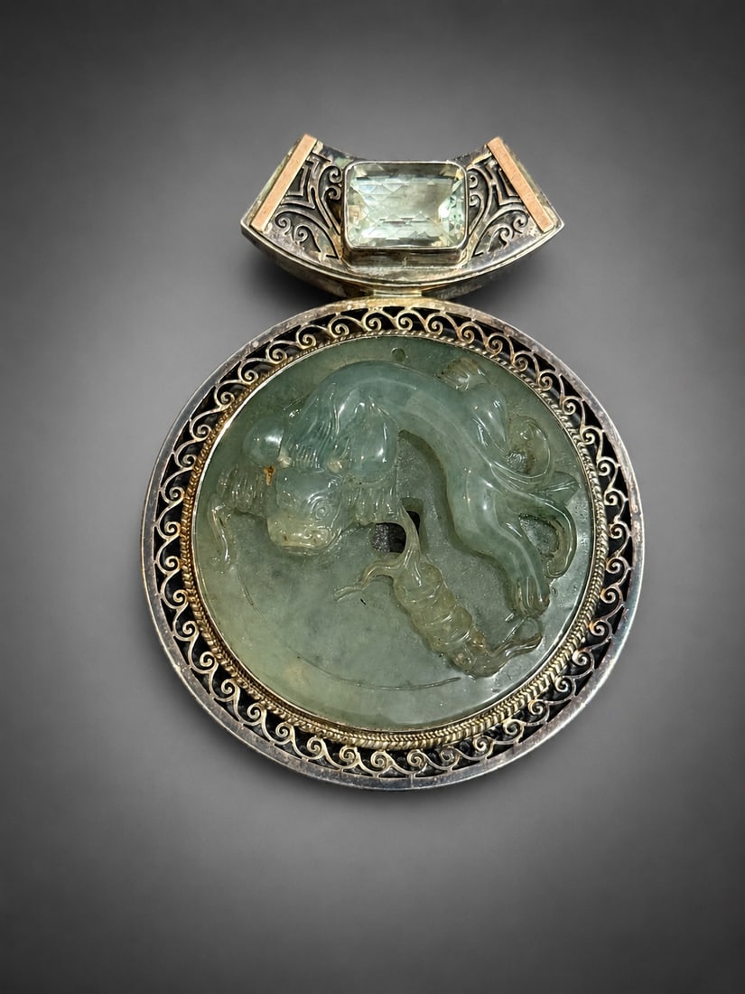 CHINESE CARVED JADE PIXIU & STERLING SILVER PENDANT (1 of 5)