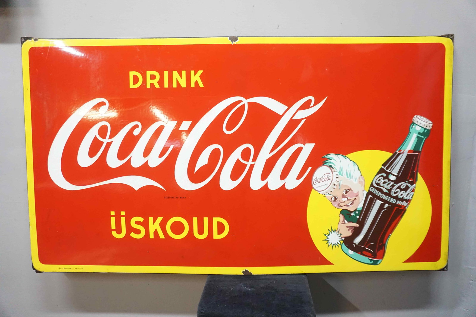 Enamel Sign: Enamel Sign Brand: Coca Cola Tax: TPB 141/32/59 Enamel Factory: Email Koekelberg s.a. Dimensions: H75x134