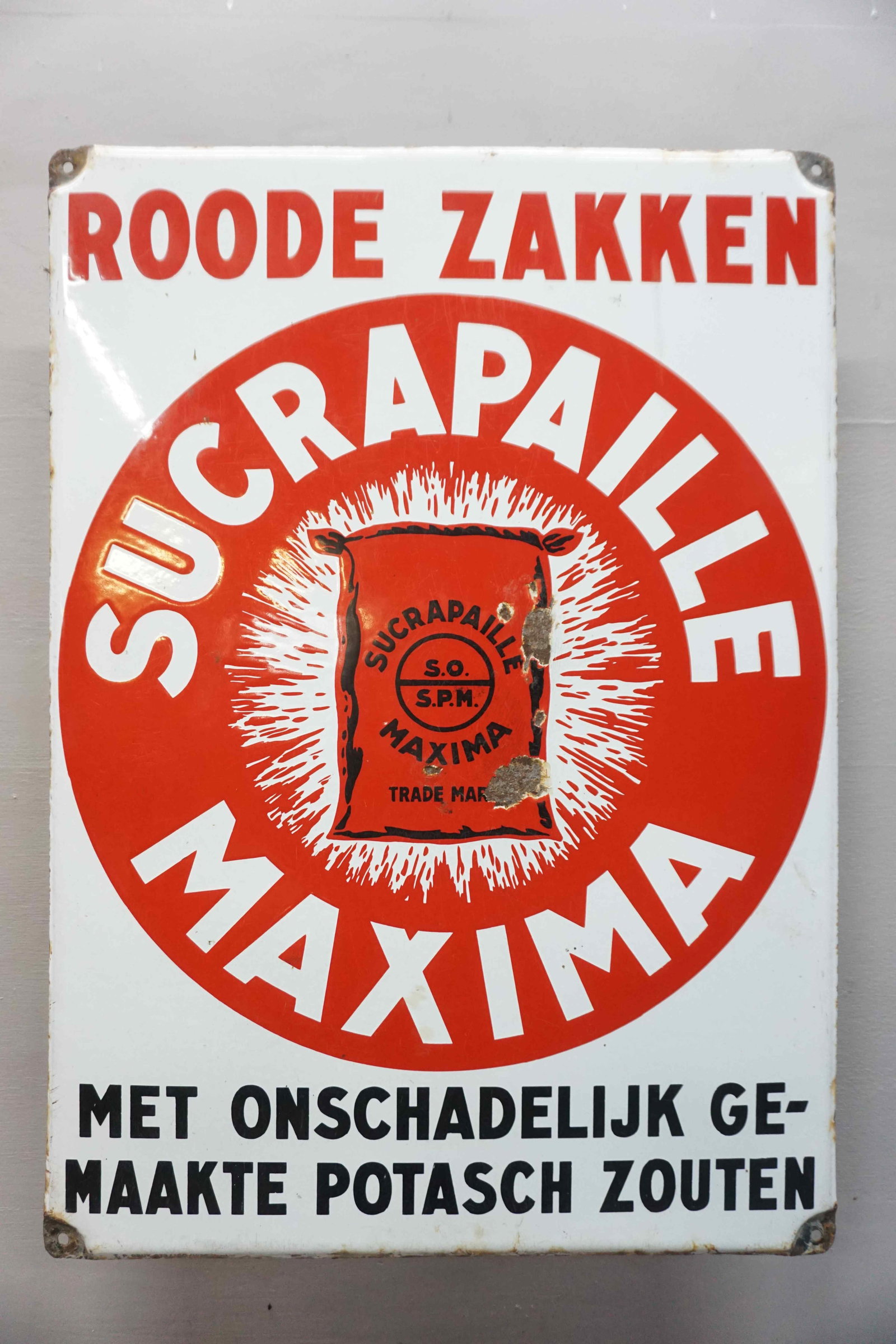 Enamel Sign: Enamel Sign Brand: Roode zakken Sucrapaille Maxima Tax: T.P.BRUX 372/150/1936 Enamel Factory: - Dimensions: H70x50