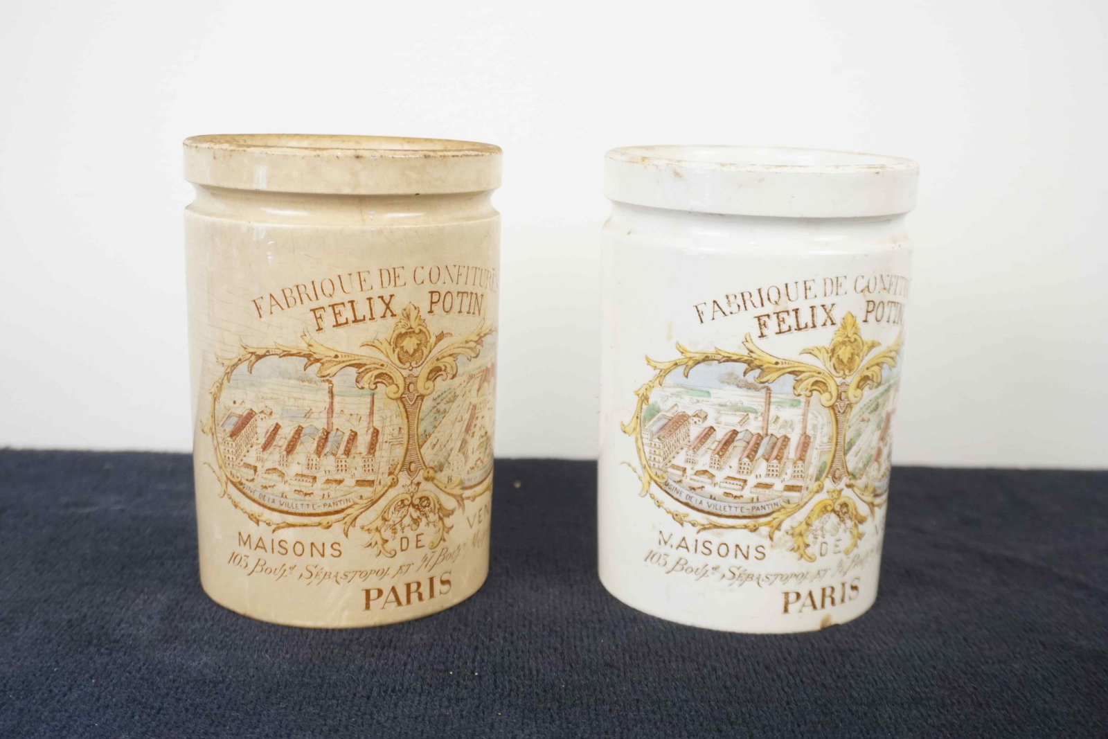 Pair of Felix Potin jam jars: Pair of Felix Potin jam jars Dimensions: H13,5