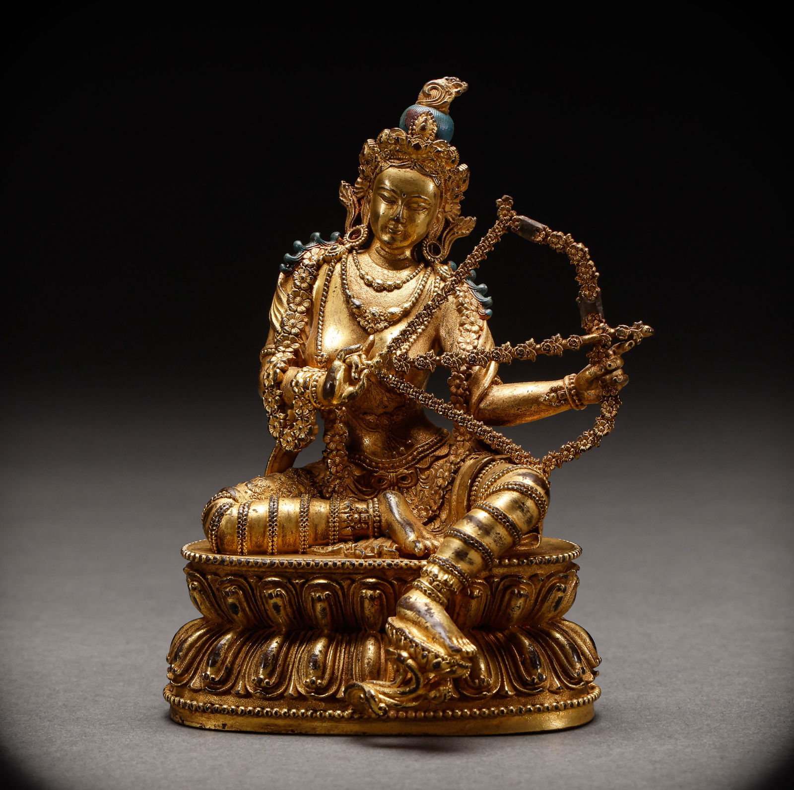 Bronze gilded Buddha statues from the Qing Dynasty (1 of 7)