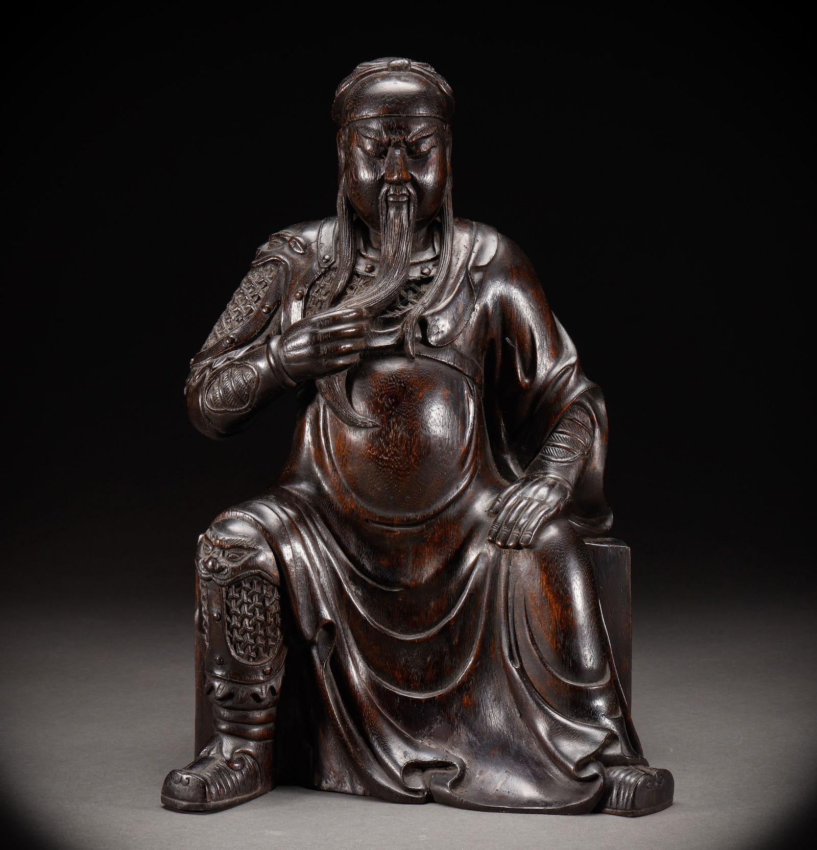 Qing Dynasty agarwood Guan Gong (1 of 9)