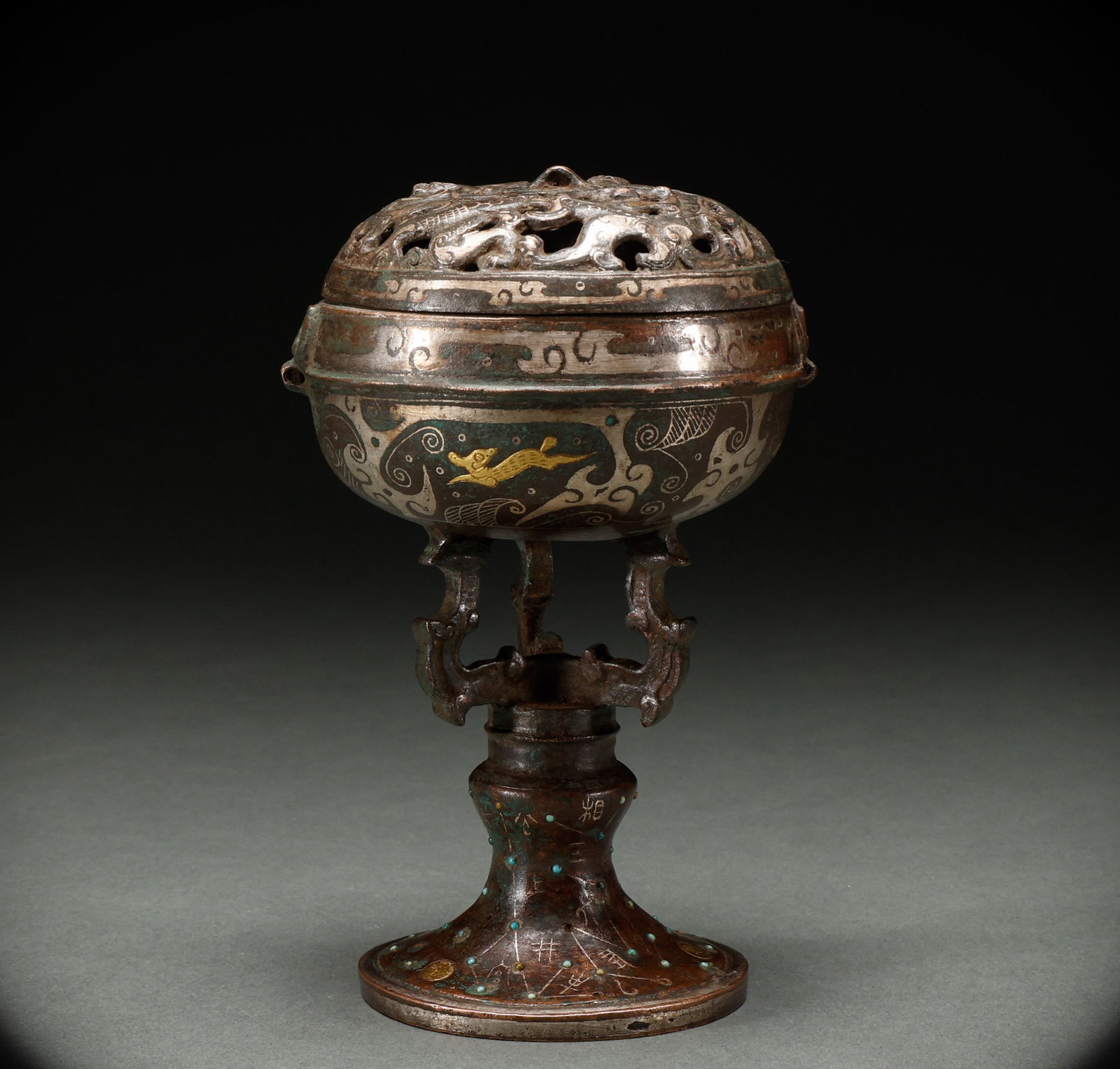 Before the Ming Dynasty, copper was mixed with gold and silver, and high footed aromatherapy stoves (1 of 8)