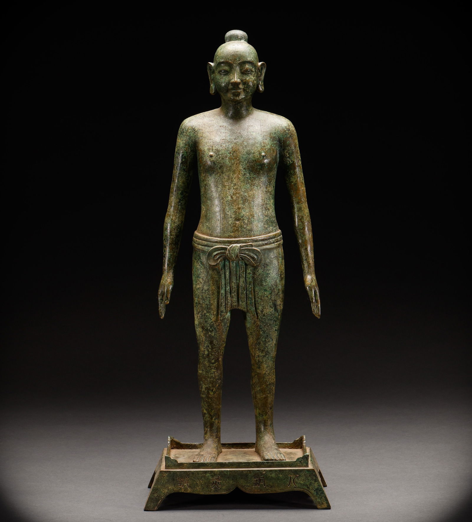 Bronze acupuncture and moxibustion before the Ming Dynasty: Height: 53cm, Width: 21cm, Weight: 5310g