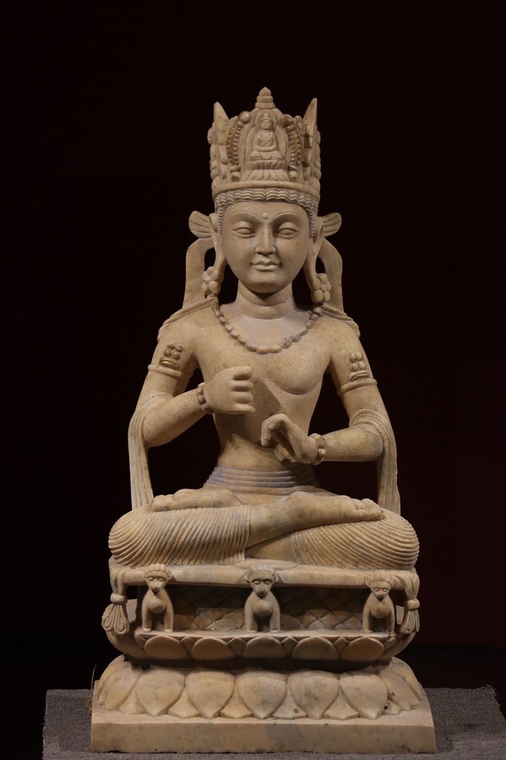 White stone Buddha statues from ancient India before the Ming Dynasty (1 of 11)