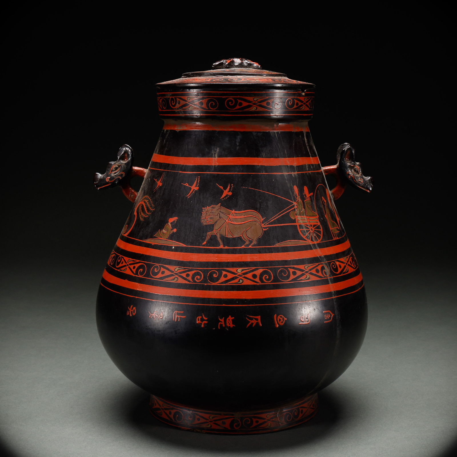 Before the Ming Dynasty, there was a lacquer painting furnace: Height: 29cm, Width: 21cm, Weight: 638g