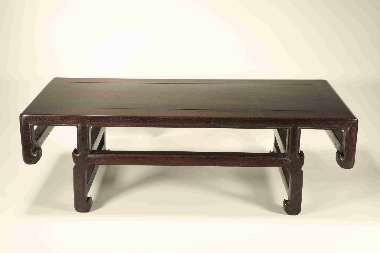 Qing Dynasty Purple Sandalwood Case Table: Length: 60cm, Width: 28cm, Height: 19cm,