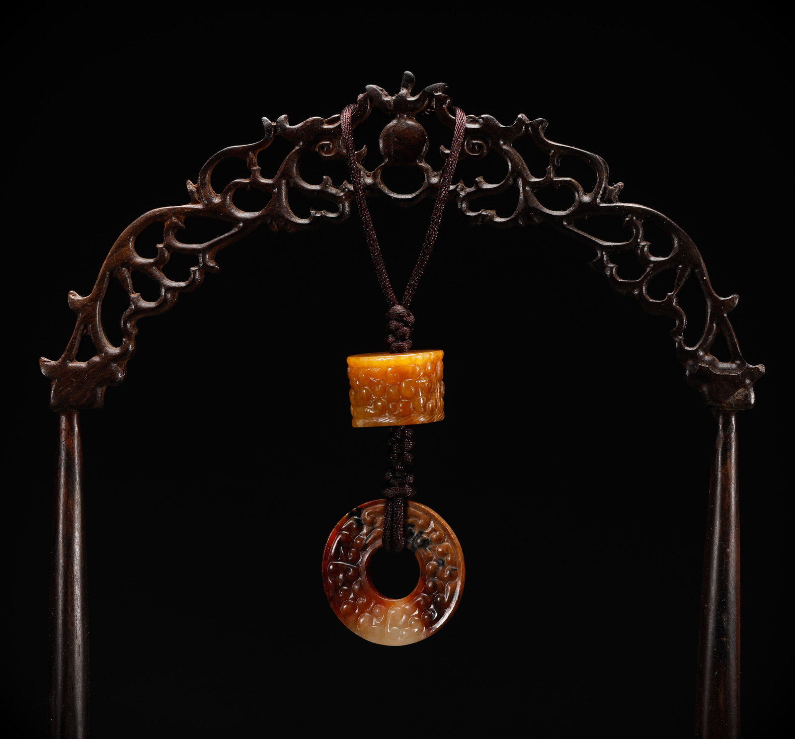 Hotan Jade accessories before the Ming Dynasty: Diameter: 3cm, Weight: 17g