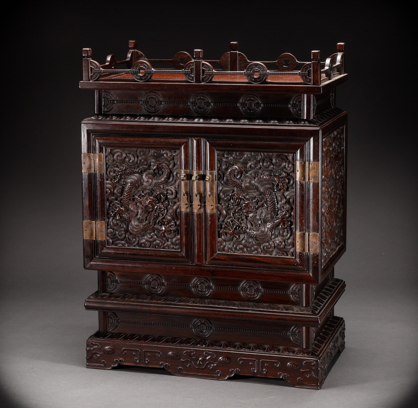 Qing Dynasty Purple Sandalwood Dragon Pattern Bo Gu Cabinet (1 of 12)